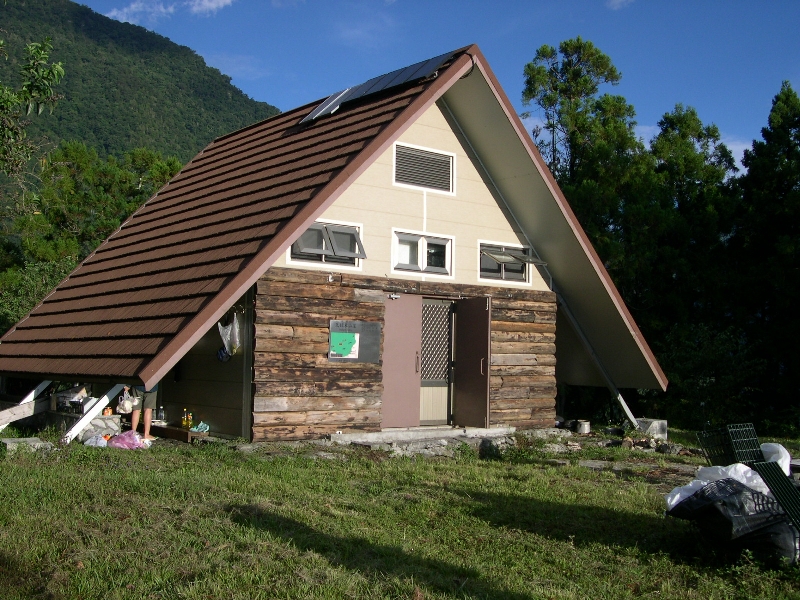 瓦拉米山屋(吳和融拍攝)