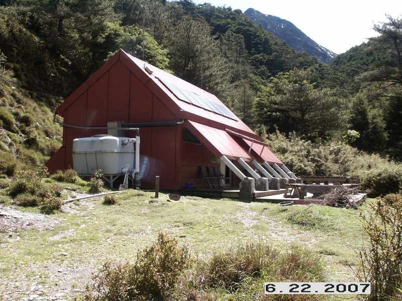 中央金礦山屋